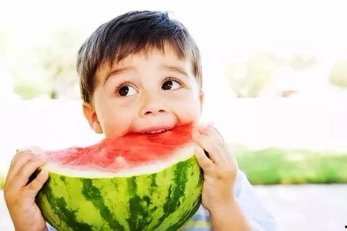 娱乐吃瓜君高个子